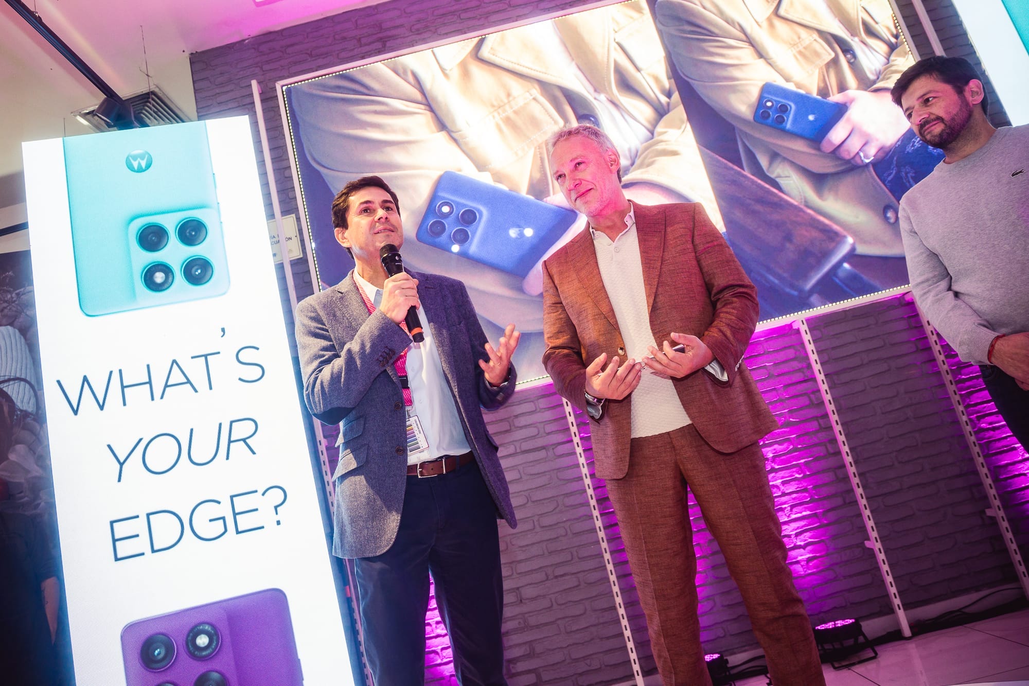 Motorola y Ripley realizaron novedosa activación de la nueva línea Edge 60