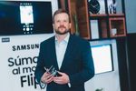 Qué ventajas ofrece el Galaxy Z Flip5 para el trabajo
