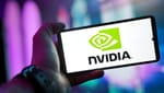 Nvidia lidera el mercado tras proyección de una "ola dorada" en IA