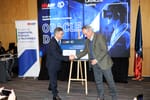 AIEP y Oracle firman convenio que permitirá entregar más de 10 mil becas tecnológicas en Chile