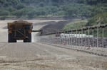 Codelco testeará innovador sistema de CAT para transferir energía eléctrica a camiones en movimiento
