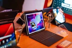 Lenovo renueva su portafolio de tabletas con dispositivos potentes, accesibles y con inteligencia artificial