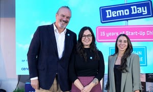 PhageLab y Lab4U fueron reconocidas en Demo Day de los 15 años de Start-Up Chile
