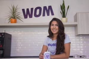 WOM Dataholic: Uso de datos móviles crece 15 % en primer semestre impulsado por streaming y gaming