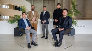 Sourcing y UDD Ventures firman alianza para potenciar la Disrupción Digital como motor de la innovación corporativa