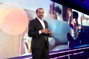 Telefónica advierte sobre la sostenibilidad del ecosistema digital chileno en el Summit País Digital 2025