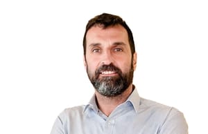 Cuando la IA observa la democracia, por Jacinto Obispo, Director de Tecnología de Apiux