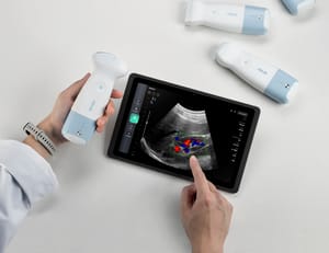 ASUS Healthcare muestra imágenes médicas avanzadas e IA para la salud en MEDICA 2025