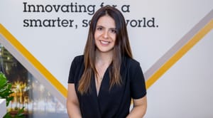 El futuro del retail es inteligente: IA, análisis en tiempo real y experiencia personalizada, por Mariana Ramírez, Gerente de Marketing para Latam de Axis Communications
