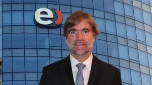Carlos Hurtado Rourke asume como director de Entel