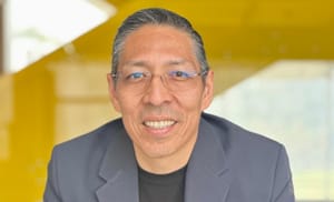 IA de bolsillo, la transformación del CEO y la quinta revolución por Alex Cabrera Espejo, CEO Prevsis