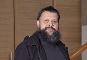 Hacia una red eléctrica verde, inteligente y resiliente, por Alan Wilson Veas, Académico Centro de Transformación Energética de la UNAB