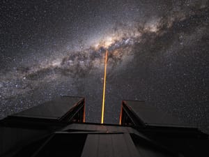 AES Andes reorienta su estrategia energética: prioridad al almacenamiento y resguardo de la ventaja astronómica chilena