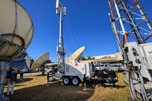 Claro Chile dispone antenas móviles de emergencia para reforzar conectividad en zonas afectadas por incendios forestales