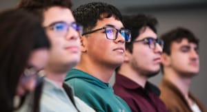 Ford Enter lanza  programa dirigido a jóvenes en Chile para estudiar gratis Data Analytics online