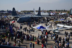 FIDAE 2026 cerró con 450 expositores de 35 países y más de un centenar de aeronaves