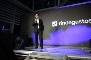 Rindegastos incorpora en su plataforma pagos automáticos analítica predictiva con IA