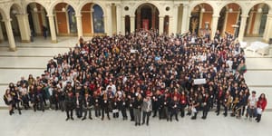 Claro: Más de 500 estudiantes de 43 colegios se forman como líderes de bienestar digital en sus comunidades escolares