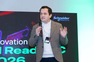 Schneider Electric: La IA dispara demanda energética de los data centers y obliga a rediseñar su infraestructura