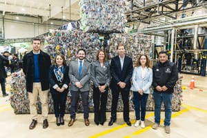 CCU y SOFOFA reúnen a autoridades, recicladores y empresas para impulsar la economía circular en Chile
