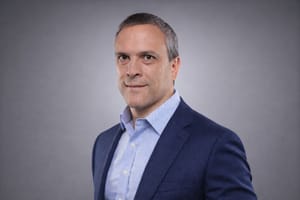 Soberanía digital: El nuevo desafío para la competitividad de Chile, por Francisco Basoalto, managing director de Equinix Chile
