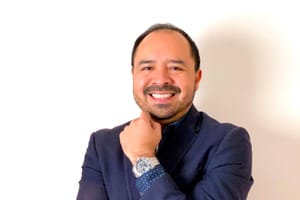 Juan Moscoso de AMD: "Menos servidores, más rendimiento... la nueva lógica del centro de datos moderno".