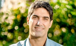 Chile necesita una estrategia nacional de IA fundacional, por Aaron Cassorla, CEO y Co-Fundador de Omnix