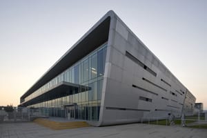 Equinix lanza centros de innovación para acelerar el despliegue de infraestructura de IA empresarial