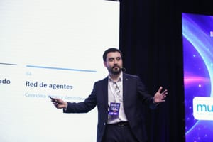 Francco Cid de Mundo Telecomunicaciones sobre el impacto de la IA agéntica en operaciones: "Se cae Mariana, se cae la operación"