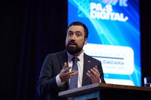 Gonzalo Guerrero y Cristián Ramos de Prevención del Delito: datos y teleprotección para apoyar la labor policial