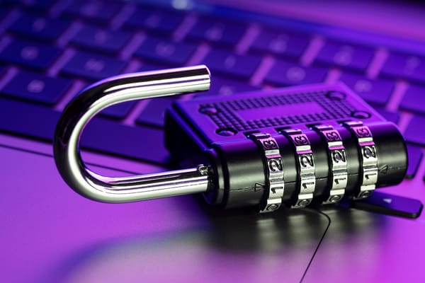 Los 10 mandamientos de la seguridad empresarial en redes sociales