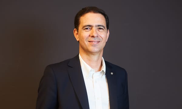 El desafío de transformar el conocimiento local en una industria exportable de servicios digitales
