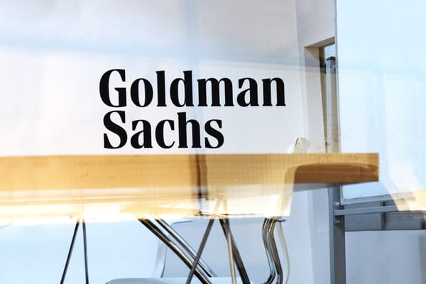 Goldman Sachs incorpora inteligencia artificial generativa para optimizar tareas diarias, según Reuters