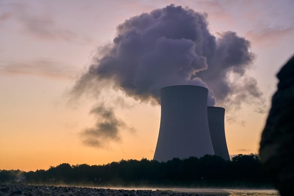 Google y Kairos Power dan detalles del reactor nuclear modular en Tennessee, Estados Unidos