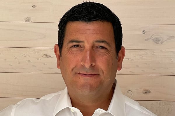 Corporaciones: ¡Ya es hora de emprender!, por Daniel Daccarett, co-fundador de Emprende Tu Mente