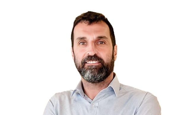 Cuando la IA observa la democracia, por Jacinto Obispo, Director de Tecnología de Apiux