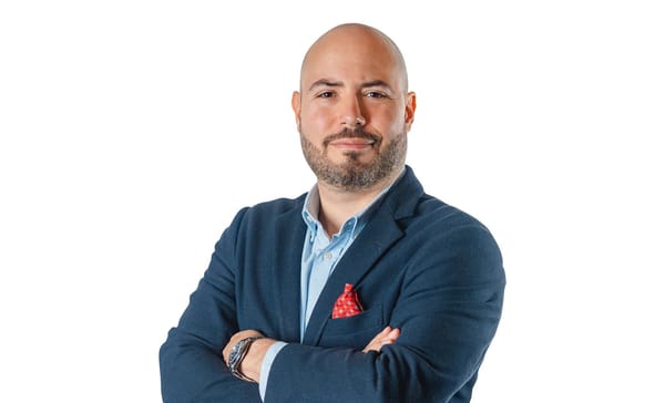 Reprogramar el liderazgo en la banca: El desafío central en la era de la IA, por Héctor Roldán socio en McKinsey & Company