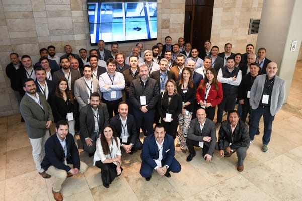 Hitachi Energy reúne a un centenar de empresas alrededor de las tecnologías que están marcando pauta en el sector eléctrico