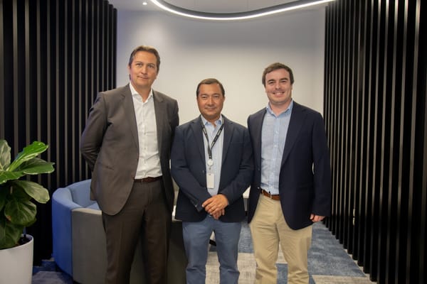 Ozmo y SONDA impulsan una plataforma integrada para modernizar la educación superior en Latinoamérica