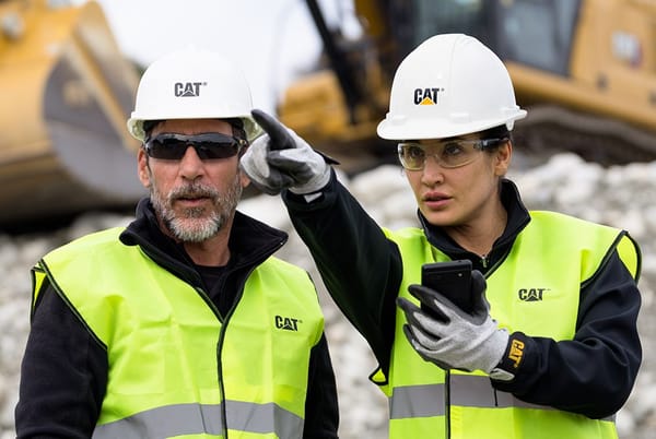 CES 2026: Caterpillar integra IA a la maquinaria pesada con "Cat AI Assistant"