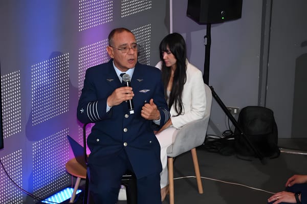 FACH detalló el rol del Sistema Nacional Satelital y el CEN en Congreso Futuro 2026