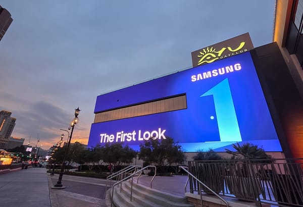 Samsung inició su presencia en CES 2026 con campaña visual en Las Vegas