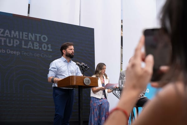 Presidente Boric inauguró startuplab.01, el nuevo polo de ciencia, tecnología e innovación en el centro de Santiago