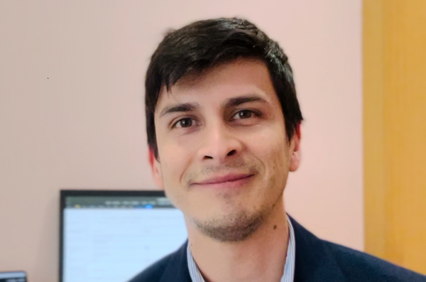 Las competencias clave para liderar en la era de la IA por Carlos Flores, CEO y fundador de DataQu