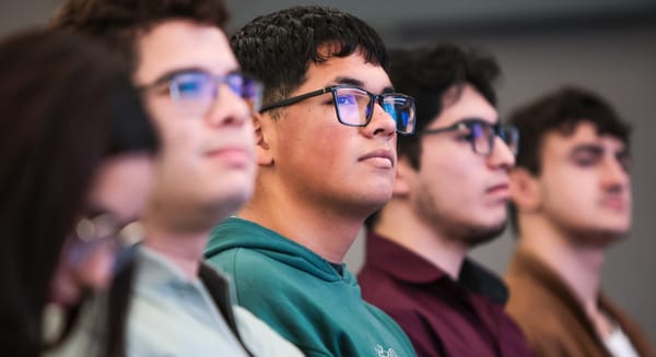 Ford Enter lanza  programa dirigido a jóvenes en Chile para estudiar gratis Data Analytics online