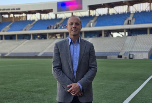 Lenovo lleva Tech World Chile al mercado local con foco en IA híbrida, infraestructura y PCs con agentes