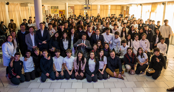 Microsoft Chile y SENCE lanzan nuevos cursos gratuitos especializados en IA