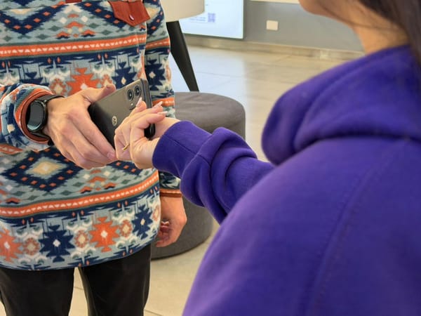 WOM habilita puntos de reciclaje electrónico en todas sus sucursales del país