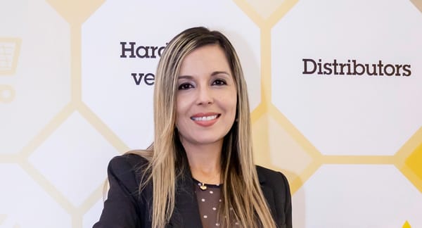 La nube redefine la seguridad corporativa con sistemas de videovigilancia más ágiles e inteligentes, por Diana Ardila de Axis Communications