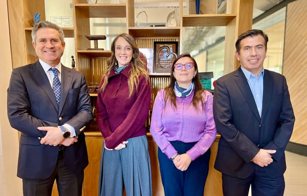 Banco de Chile entrega por sexto año el Premio Mujeres que Inspiran y reconoce a 30 líderes del país